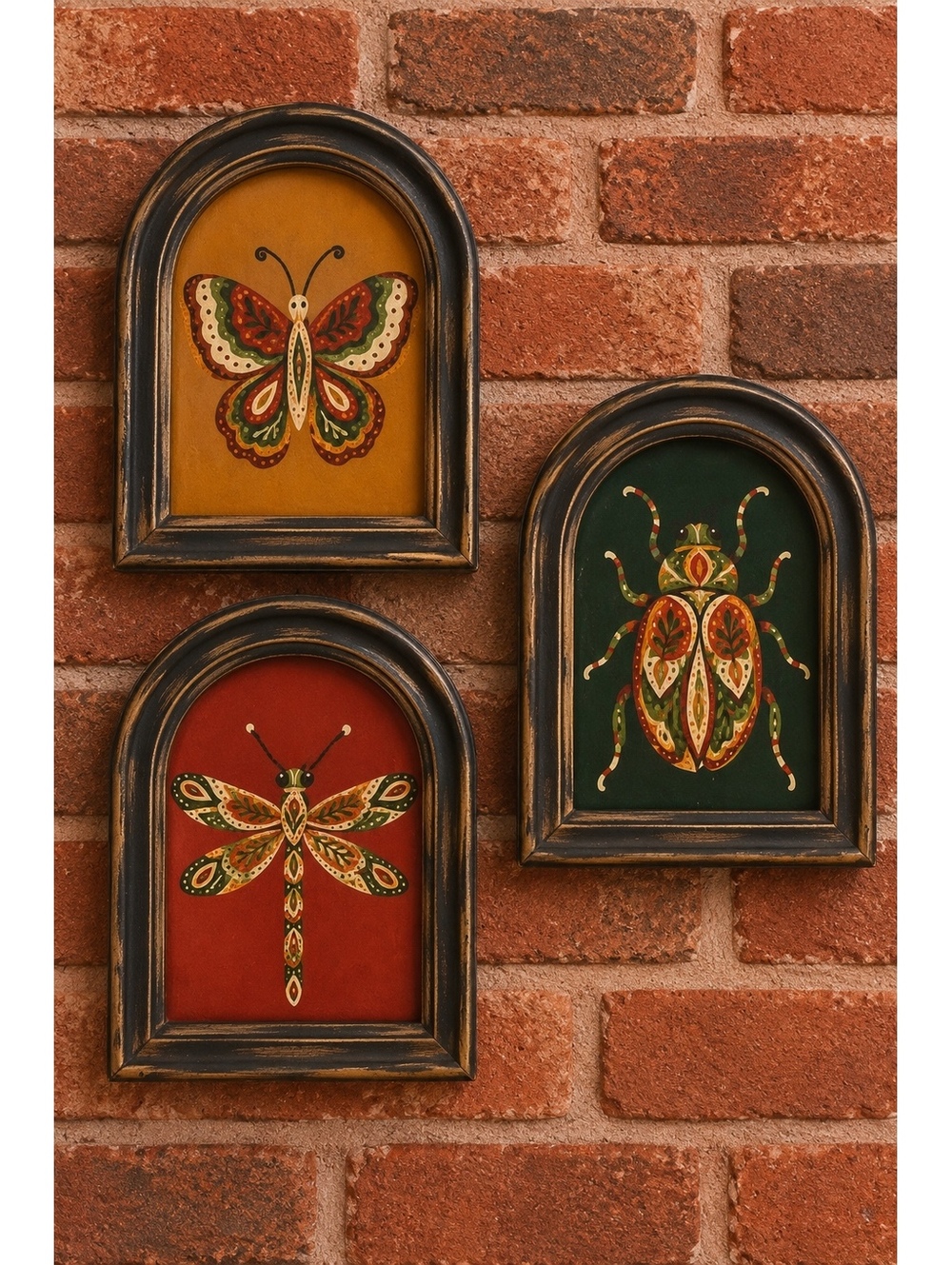 NWT 5x7 set of 3 Vintage Inspired bugs frame